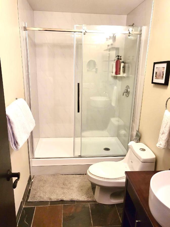 B&B Grand Rockies Resort 2Br 1Pullout Canmore Exteriör bild