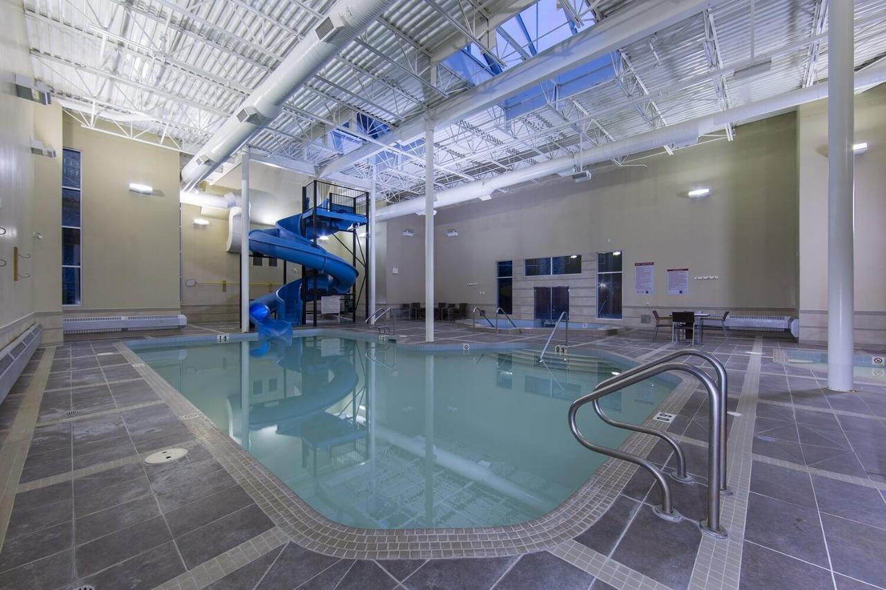 B&B Grand Rockies Resort 2Br 1Pullout Canmore Exteriör bild