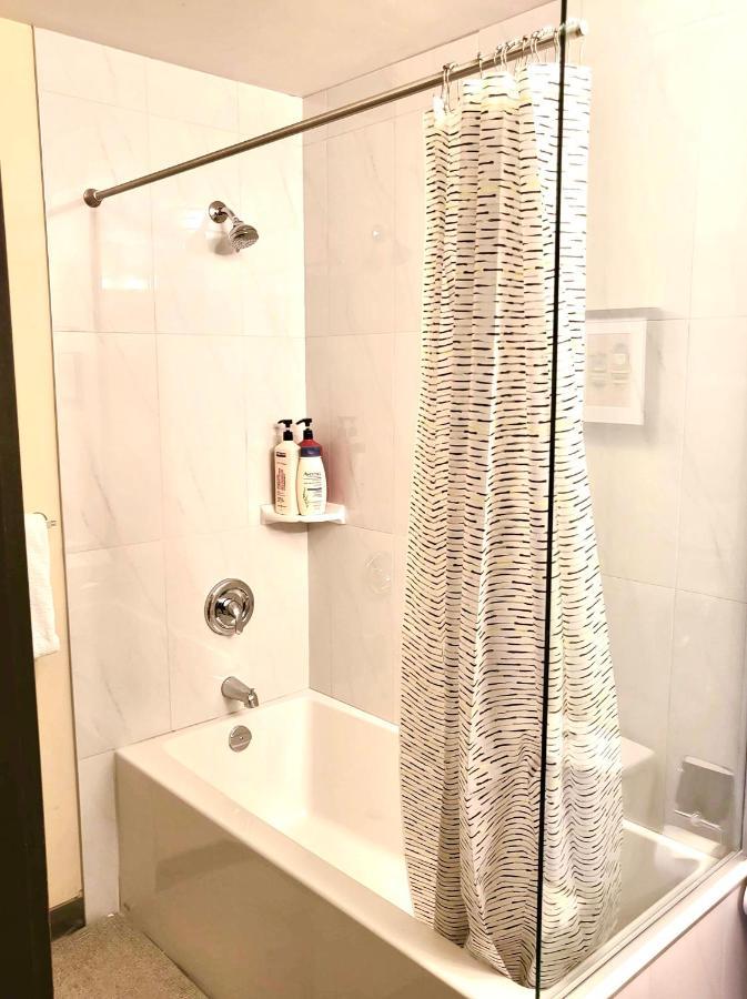 B&B Grand Rockies Resort 2Br 1Pullout Canmore Exteriör bild